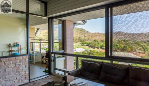 Expansive Balcony with Panoramic Views 